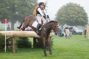 Pippa Funnell riding MIRAGE D&#x27;ELLE at the Dodson &amp; Horrell Feed Tables in the CCI3* Event at the 2015 Blenheim Palace International Horse Trials