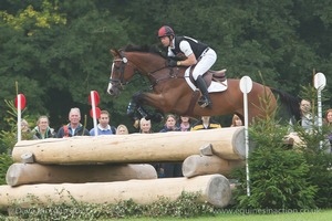 Kevin McNab riding DUSTMAN at the Gatehouse Stick Pile in the CCI3* Event at the 2015 Blenheim Palace International Horse Trials