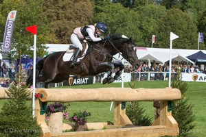 JUST AMAZING III and Felicity Collins (34) in the CCI3* Cross Country Event Rider Masters at Blenheim Palace International Horse Trials 2017