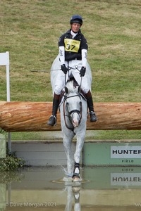 William Fox-Pitt riding THE SOAPDODGER at the Hunter Field Water Complex (18A/B) - Gatcombe Festival of Eventing 2015