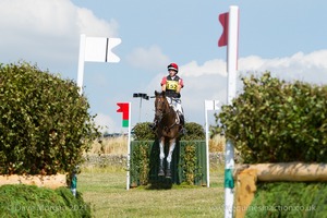 Rupert Batting riding MANYOSHU at the Dodson &amp; Horrell Staypower (12A/B/C) - Gatcombe Festival of Eventing 2015