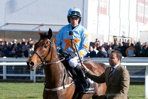 Un De Sceaux & Ruby Walsh win the Racing Post Arkle Chase for Willie Mullins.