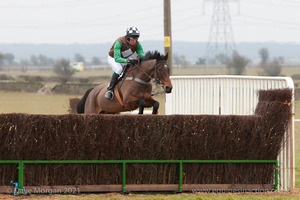 Heythrop Hunt Point to Point Races at Cocklebarrow 2014. 1st race: BA Hull Restricted Race.