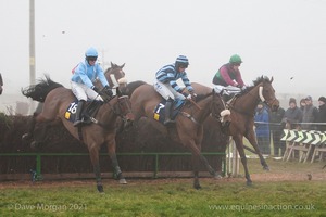 Heythrop Hunt Point to Point Races at Cocklebarrow 2014. 4th race: 5th race: Savills Lord Ashton of Hyde's Cup Men's Open Race.