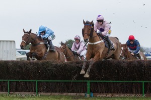 Upton Centurion, Iberico and Mattara in the Kings Head Bledington PPORA race