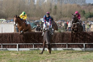 Paxford Point to Point Races - 5th April 2010